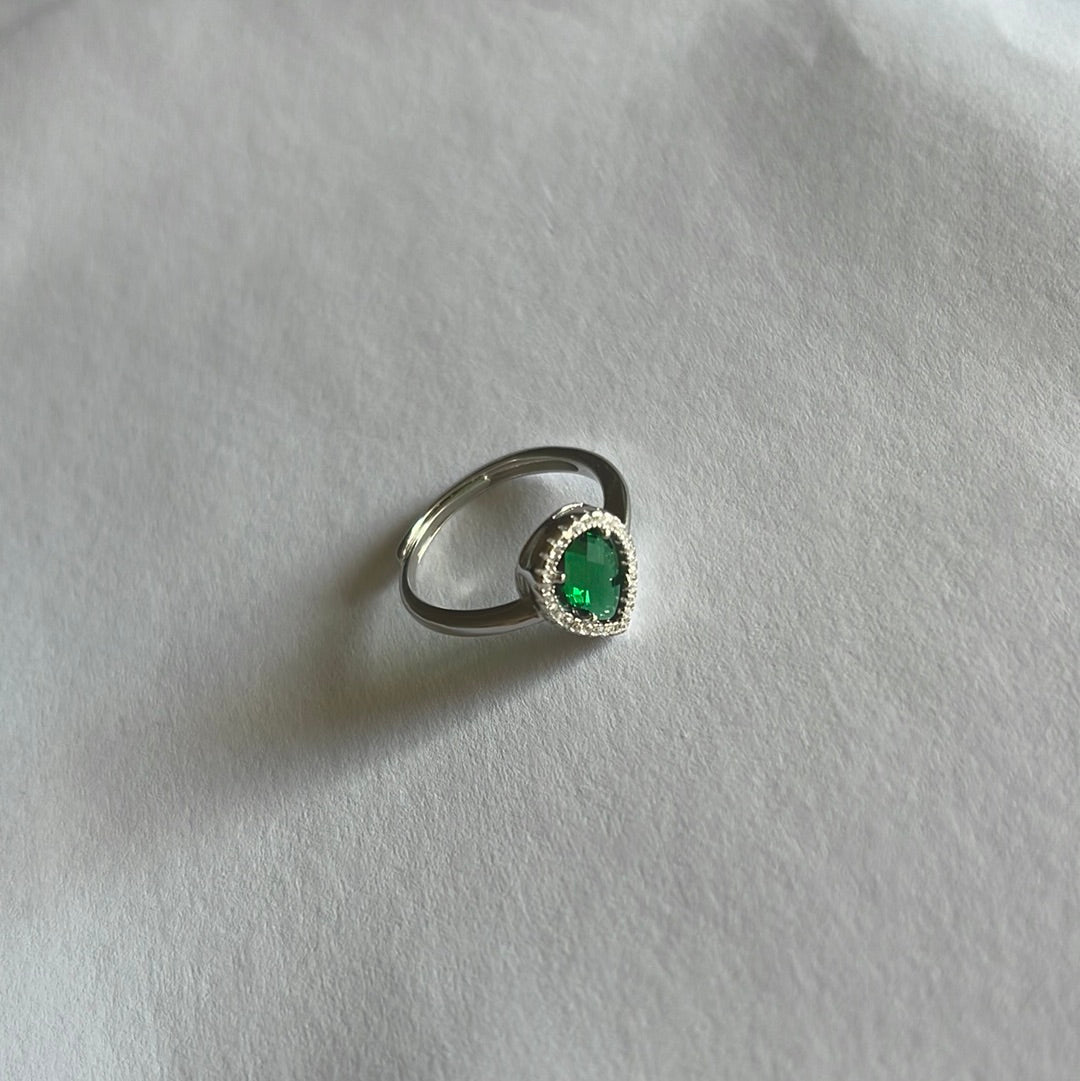 Anello verde smeraldo